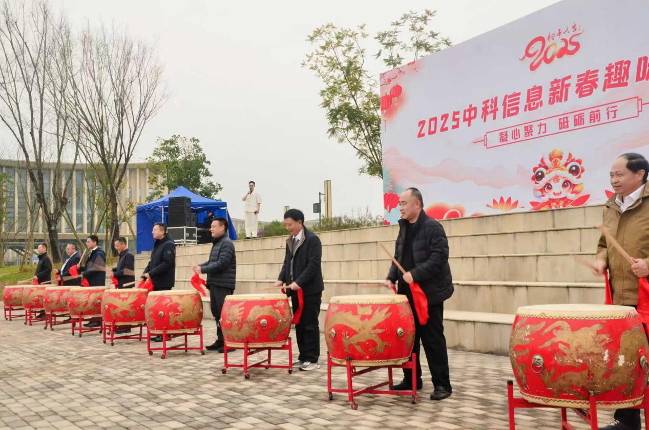 1738981413727233.png 图片1.png